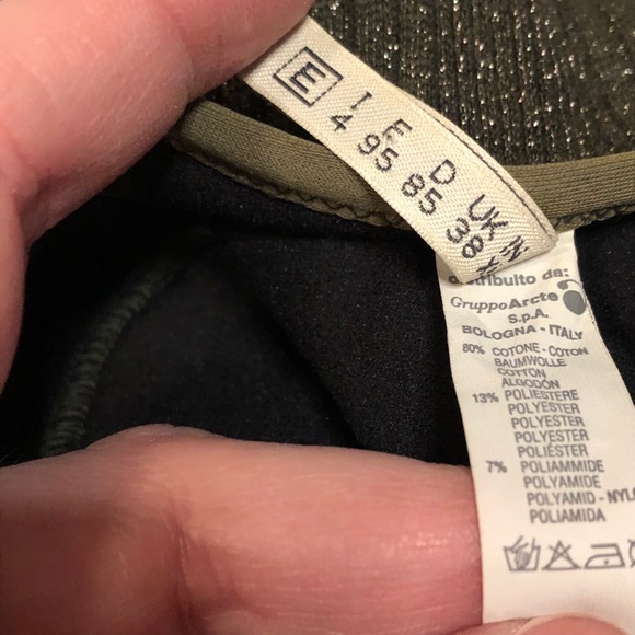 💛Glorious Bikini Bacirubati Set in Gold & Black💛 - Picture 8 of 15